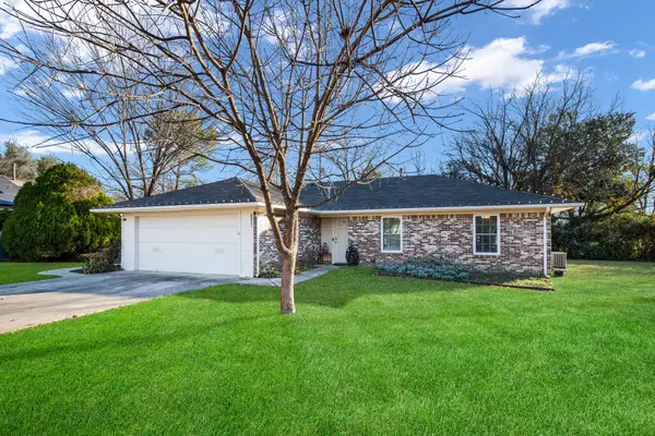 2000 Navajo Street, Denton, TX 76209