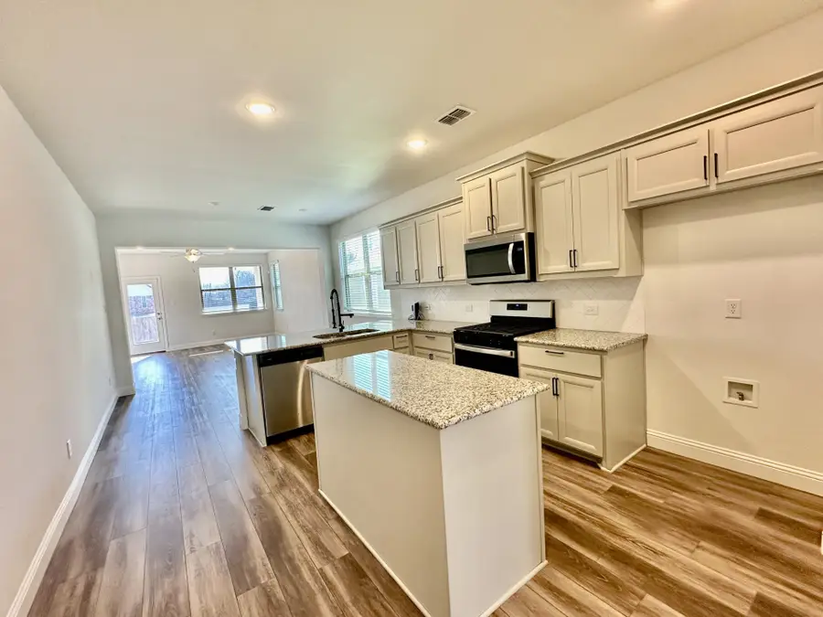 310 Boston Drive, Princeton, TX 75407 - Image #2