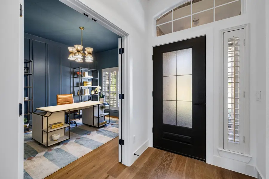 8105 Owl Creek Lane, McKinney, TX 75072 - Image #2