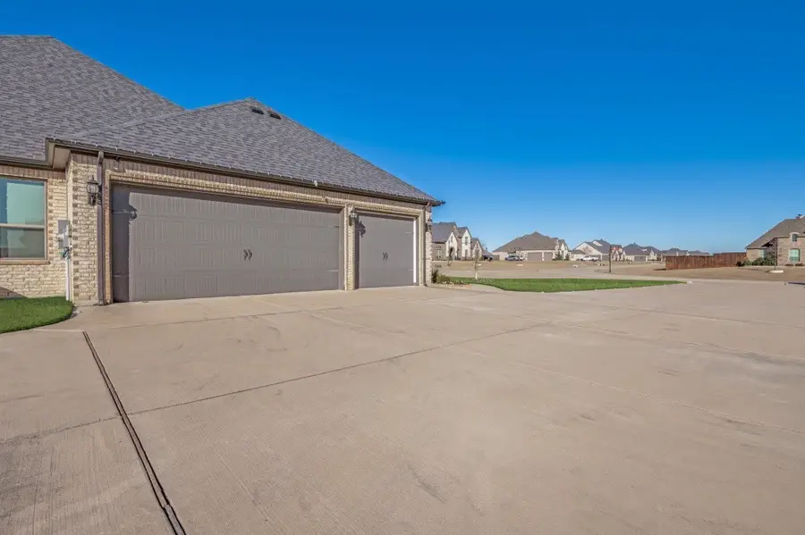 8210 Palmer Lane, Waxahachie, TX 75167 - Image #3