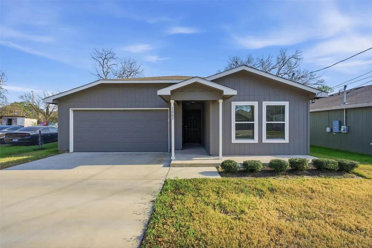 1007 E Calhoun Avenue, Waco, TX 76704 - Image #1