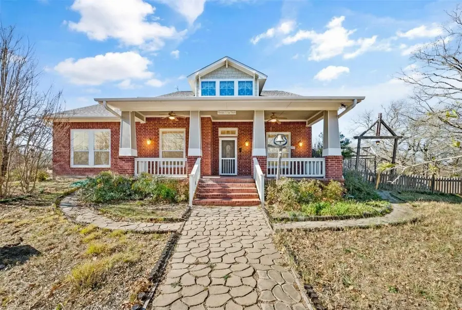 129 Love Trail Court, Paradise, TX 76073 - Image #3