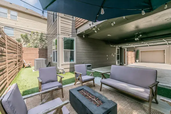 2441 Thatcher Drive, Dallas, TX 75206