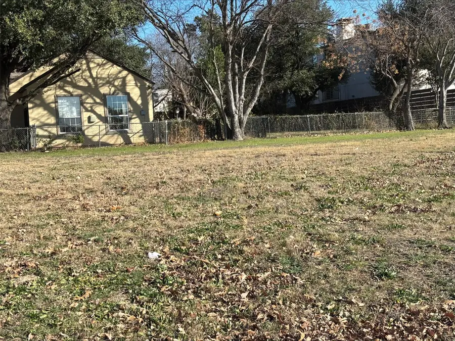 3930 N Cresthaven Road, Dallas, TX 75209 - Image #3