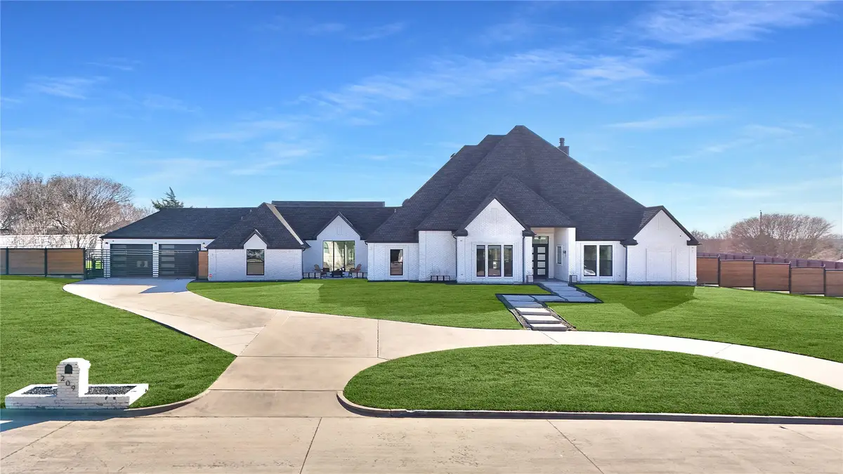 209 Carriage Hill Lane, Heath, TX 75032 - Image #1