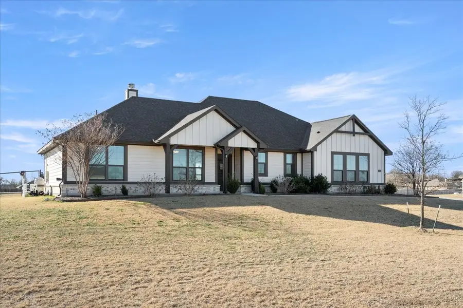 2020 Pebblegate Drive, Weatherford, TX 76085 - Image #2