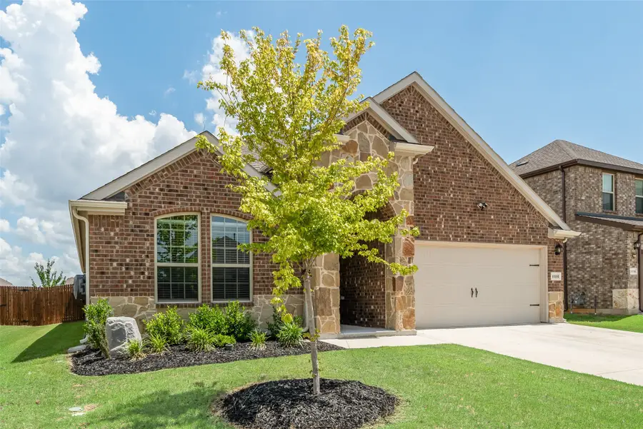 10108 Autumn Leaves Lane, Aubrey, TX 76227 - Image #2