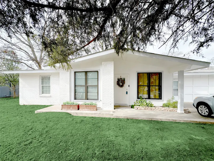 706 Carter Drive, Arlington, TX 76010 - #2