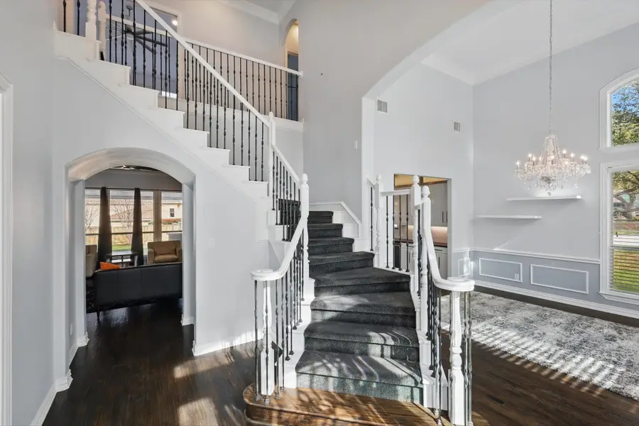 2023 Crockett Circle, Irving, TX 75038 - Image #2