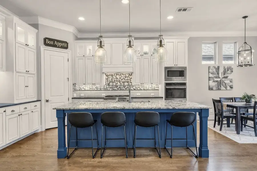 4407 Eastwoods Drive, Grapevine, TX 76051 - Image #3