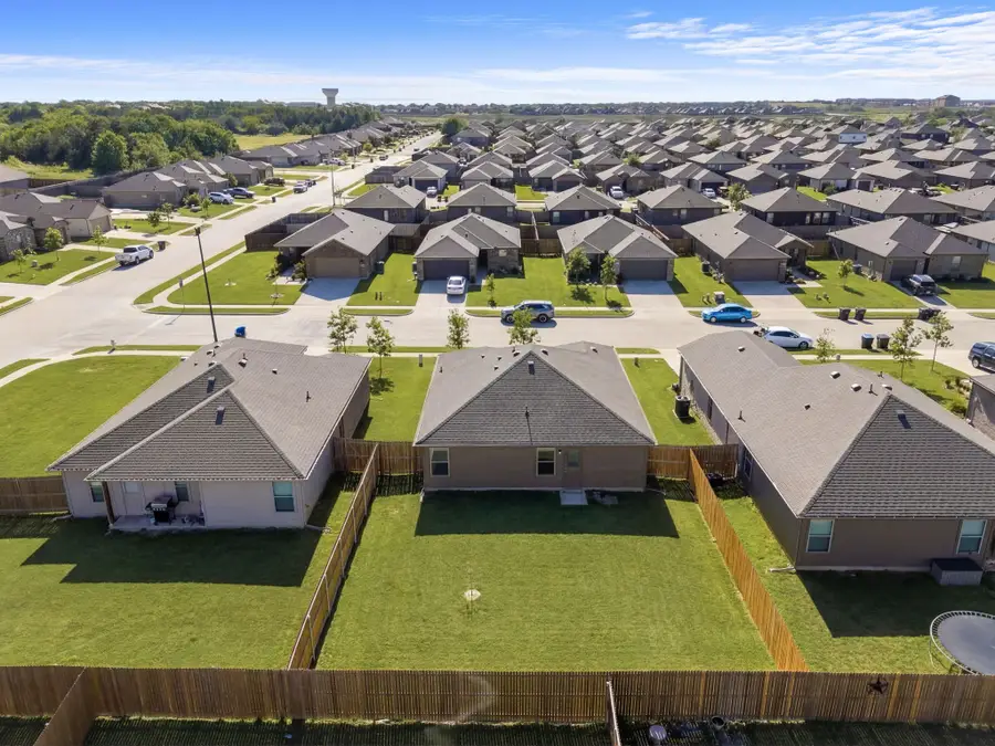 1406 Waverley Drive, Greenville, TX 75402 - #2