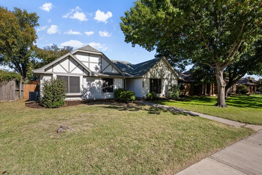 1561 Winter Park Lane, Lewisville, TX 75077 - Image #2