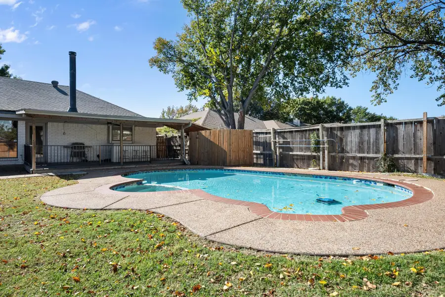 1561 Winter Park Lane, Lewisville, TX 75077 - Image #3