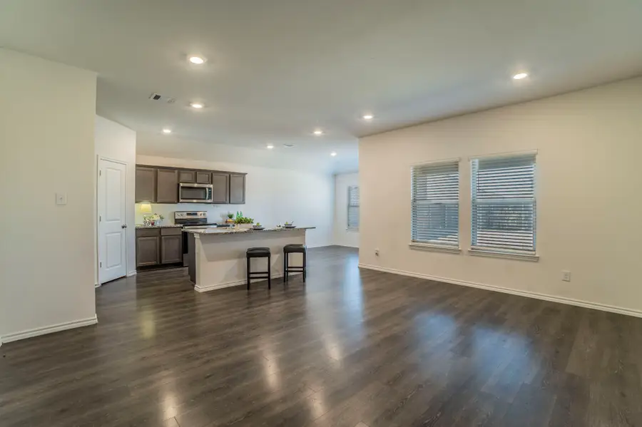 3929 Dickinson Avenue, Aubrey, TX 76227 - Image #3