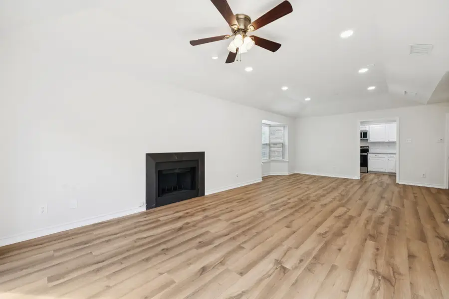 3008 Everest Drive, Bedford, TX 76021 - Image #3