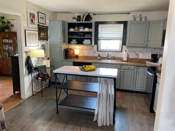 321 School House Road, Paradise, TX 76073