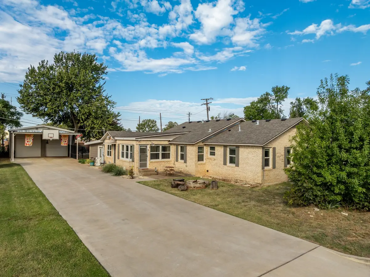 1500 W 10th Street, McGregor, TX 76657 - Image #1