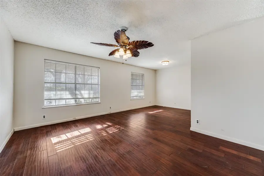 1405 Lakewood Drive, Sherman, TX 75092 - #2