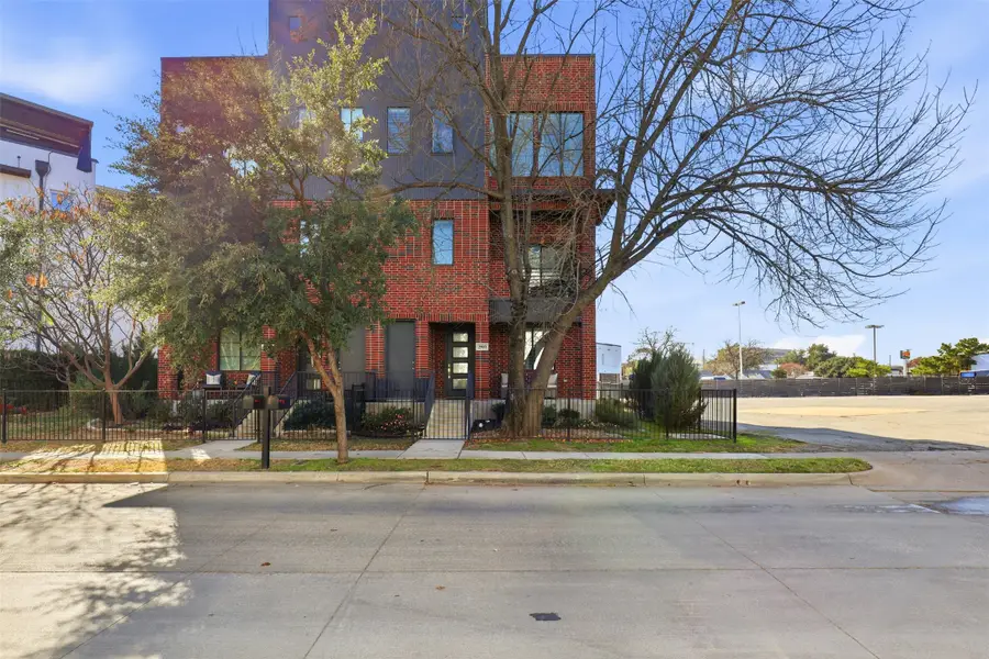 2903 Wingate Street, Fort Worth, TX 76107 - Image #2