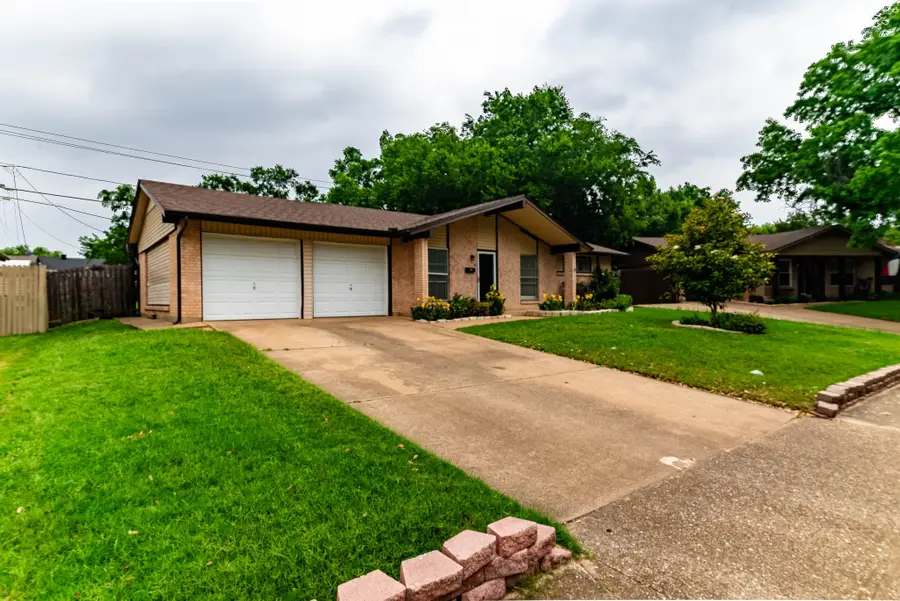 3213 Thames Street, Irving, TX 75062 - Image #3