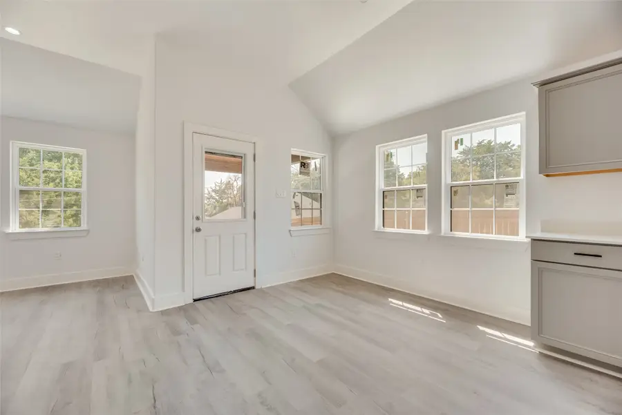 6031 Plum Dale Road, Dallas, TX 75241 - Image #3