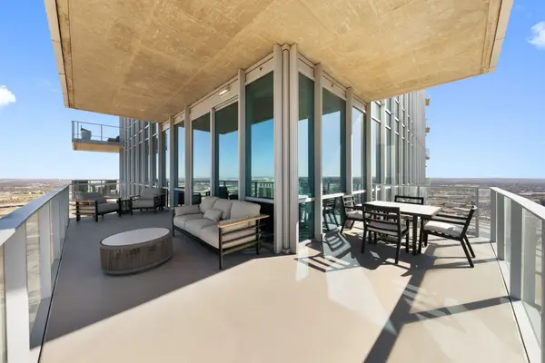 1301 Throckmorton Street #2601, Fort Worth, TX 76102