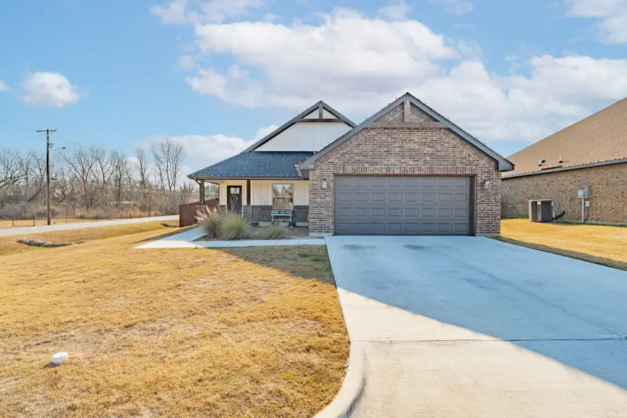 100 Wiley Street, Stephenville, TX 76401 - #2