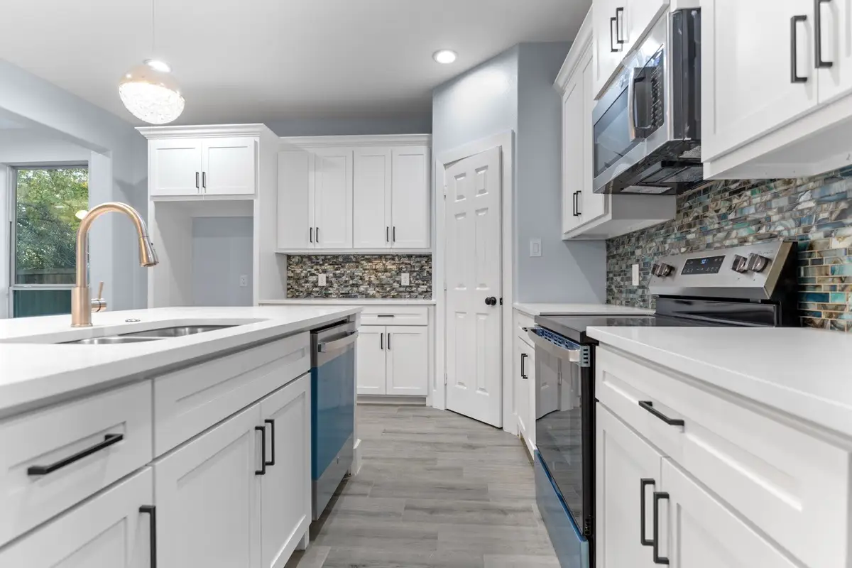 520 E 5th Street, Bonham, TX 75418 - Image #1