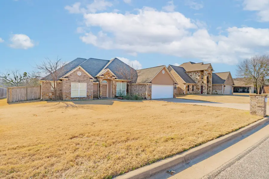1114 Elk Ridge Drive, Stephenville, TX 76401 - #3