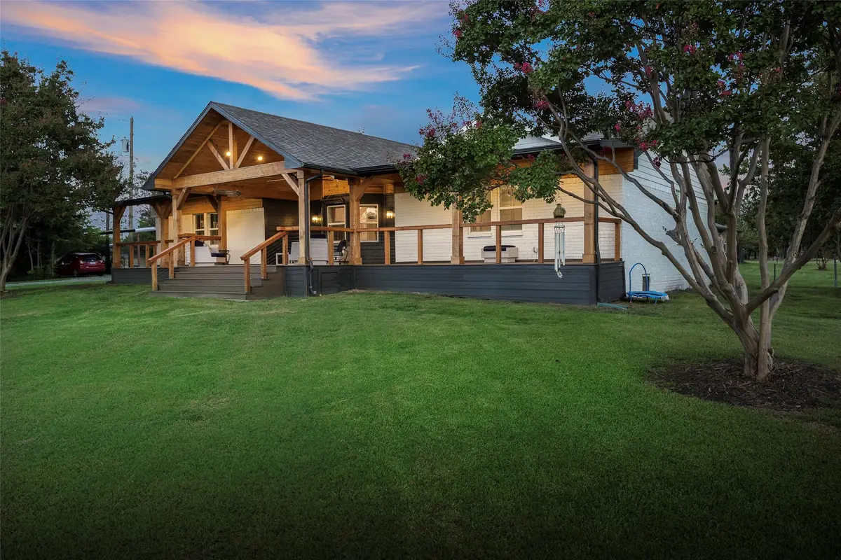 410 Water Street, Seagoville, TX 75159 - #1