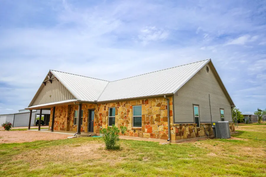 2267 County Road 414, Brady, TX 76825 - Image #3