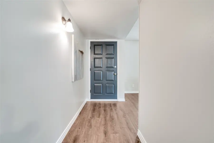 8510 Sikorski Lane, Dallas, TX 75228 - Image #3