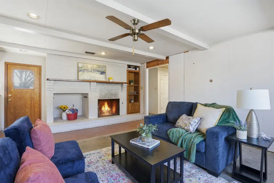 503 Azalea Drive, Grapevine, TX 76051 - Image #3