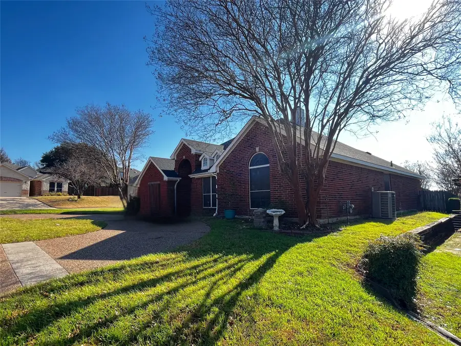 7313 Chambers Lane, Fort Worth, TX 76179 - Image #2