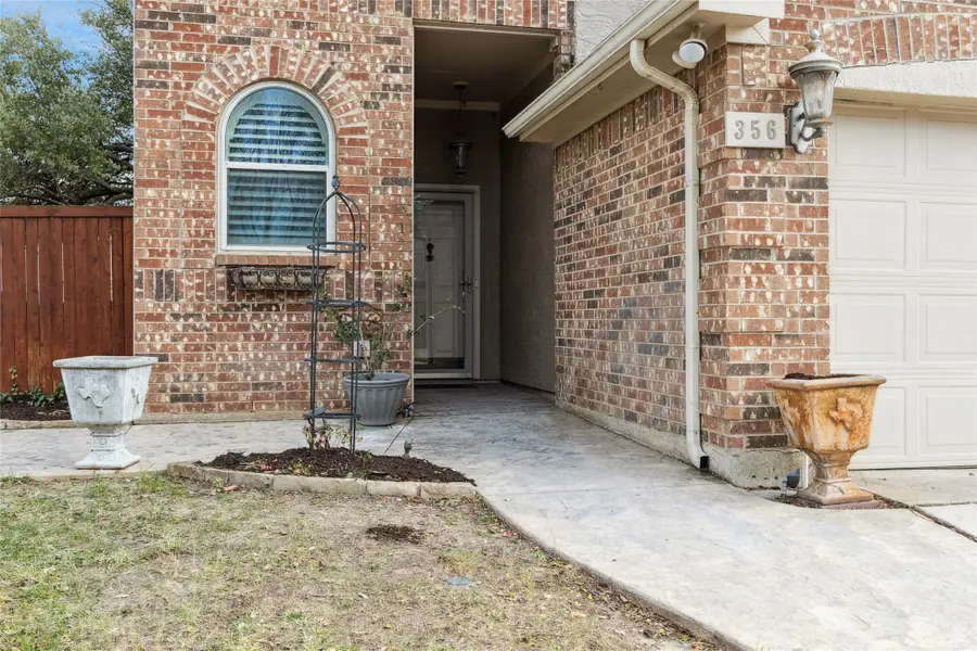 356 Arbor Court, Euless, TX 76039 - Image #2