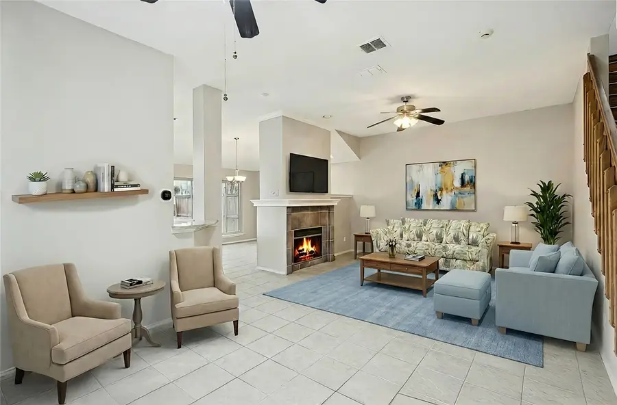 356 Arbor Court, Euless, TX 76039 - Image #3