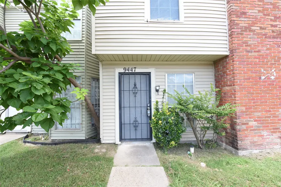 9447 Olde Towne Row, Dallas, TX 75227 - Image #2