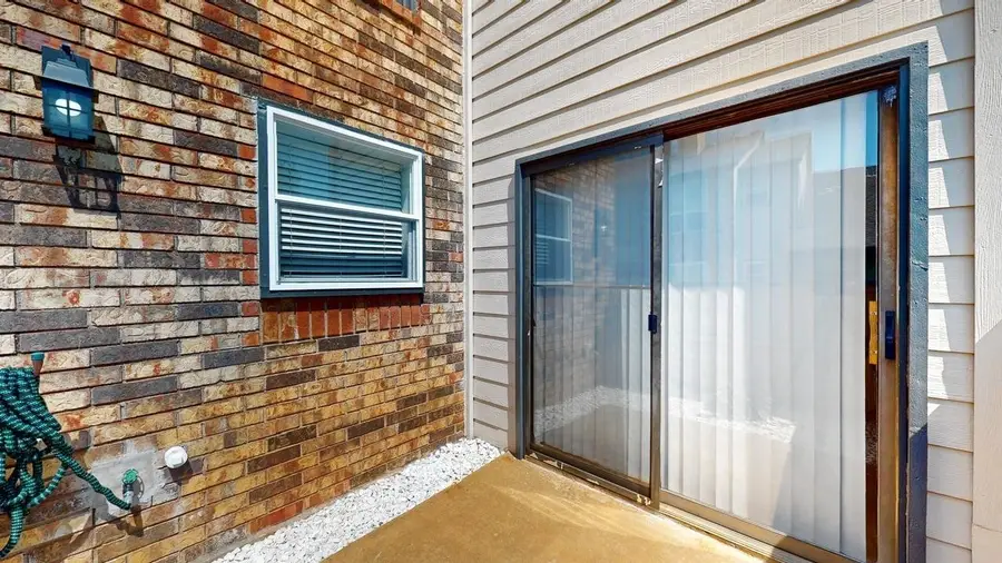 833 W Harwood Road #F, Hurst, TX 76054 - Image #3