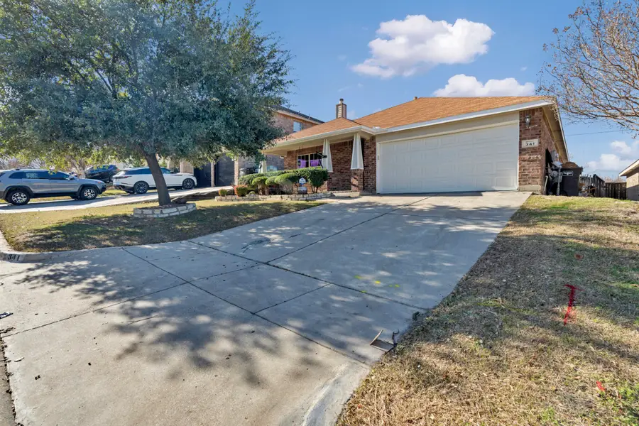 341 Windy Hill Lane, Fort Worth, TX 76108 - Image #2