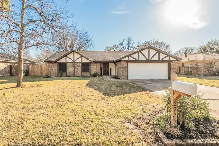 227 Norwich Drive, Hurst, TX 76054 - Image #3