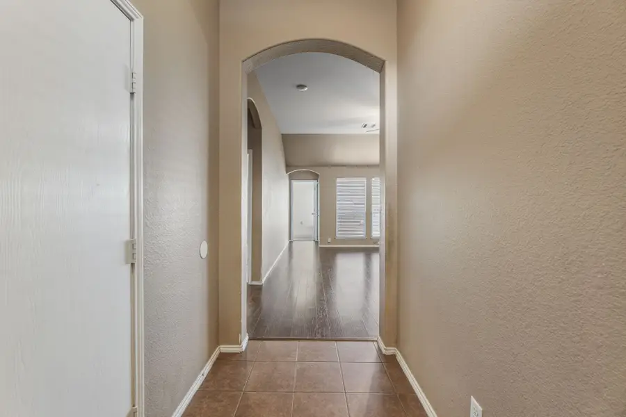 2020 Cattle Creek Road, Fort Worth, TX 76134 - Image #3