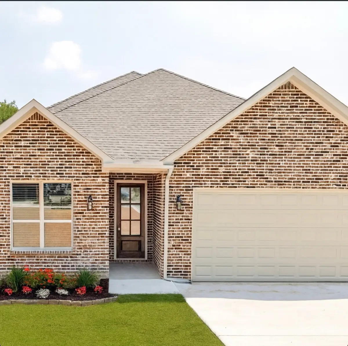 510 Palmetto Court, Runaway Bay, TX 76426 - Image #1