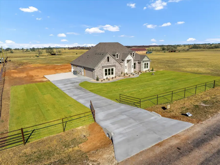 2217 Grass Roots Road, Tolar, TX 76476 - Image #2