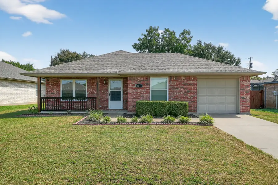 604 Mcanear Street, Cleburne, TX 76033 - #3