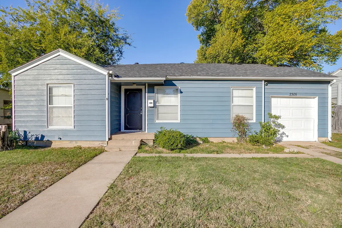 2305 Bonnie Brae Avenue, Fort Worth, TX 76111 - Image #1
