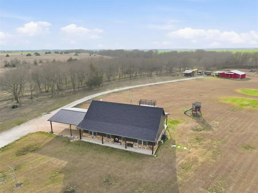 689 Stafford Road, Italy, TX 76651 - Image #2