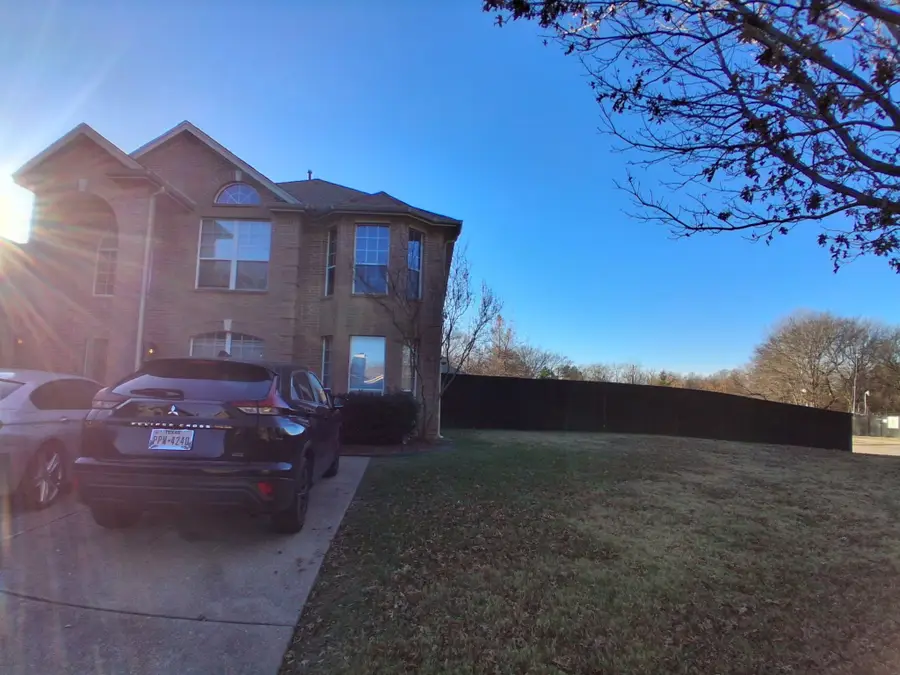 1112 Devonshire, Glenn Heights, TX 75154 - Image #2