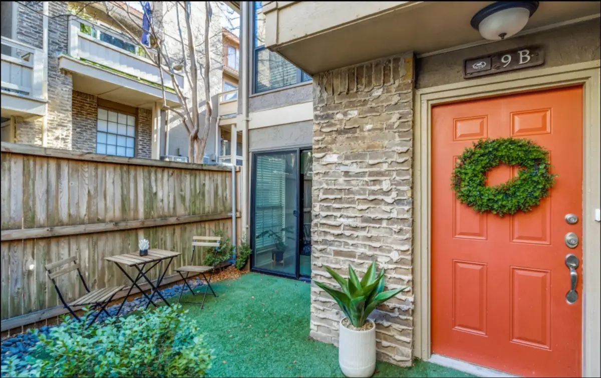 5200 Martel Avenue #9B, Dallas, TX 75206 - Image #1