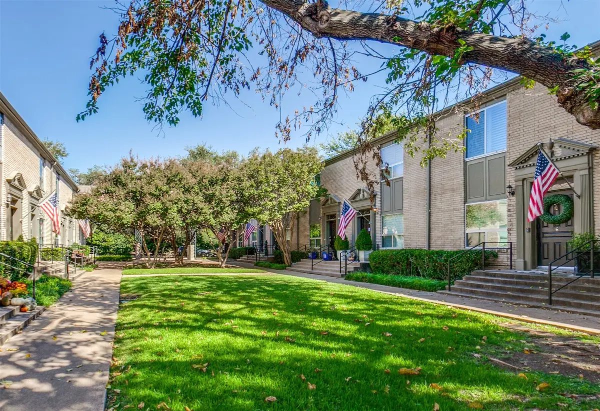 7526 W Northwest Highway #2, Dallas, TX 75225 - Image #1