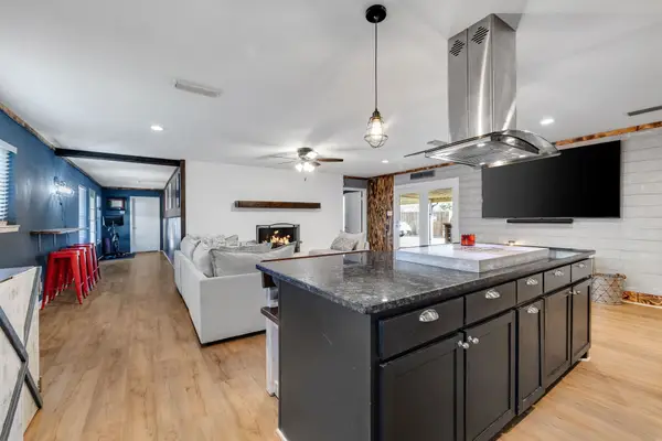 6537 Briley Drive, North Richland Hills, TX 76180